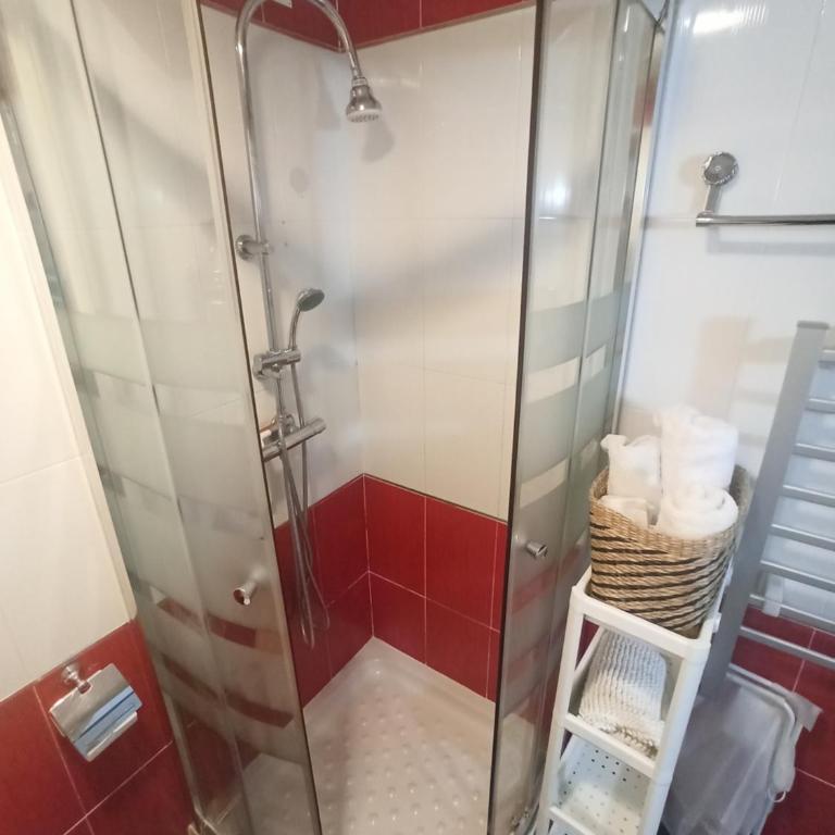 Apartamento MarMontaña parking privado gratis, wifi - One-Bedroom Apartment - 5
