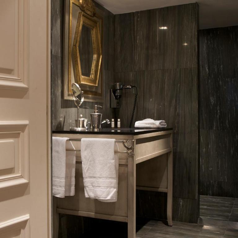 Hôtel Chateaubriand - Chambre Double Classique - 6