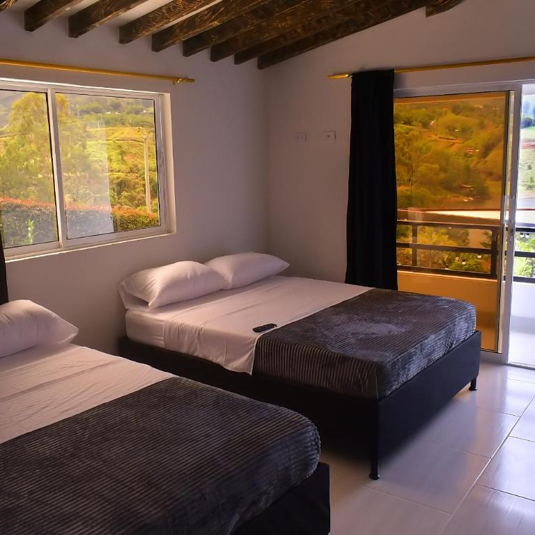 Preciosa Finca con Increíble vista frente al embalse de Guatapé con jacuzzi - Casa Vacacional de 3 dormitorios - 21