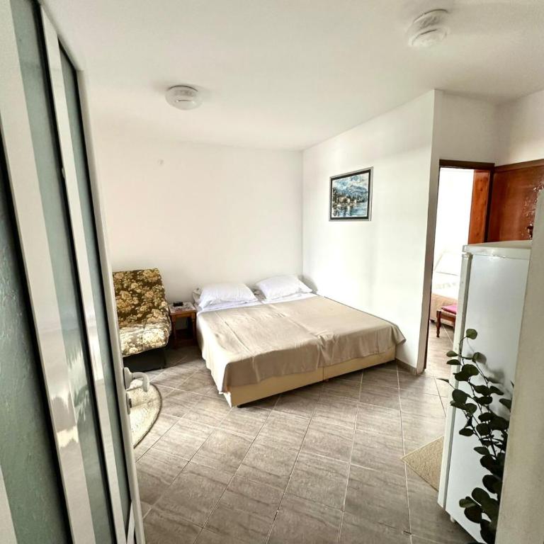 Apartman Dunja - One-Bedroom Apartment - 2