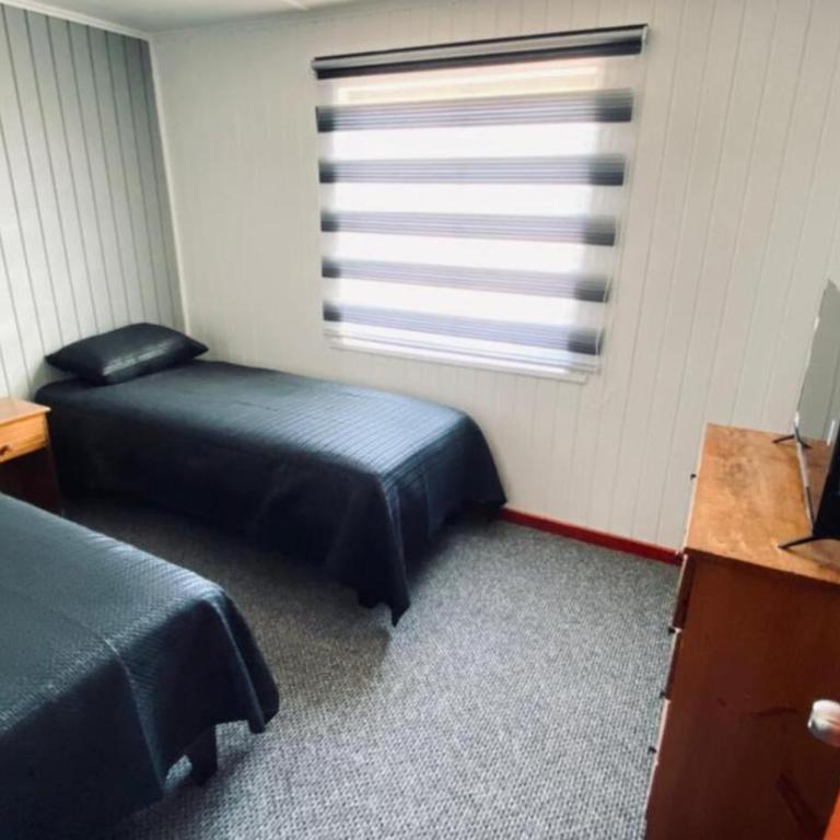 Hostal Santa Sabina - Twin Room with Shared Bathroom - 4