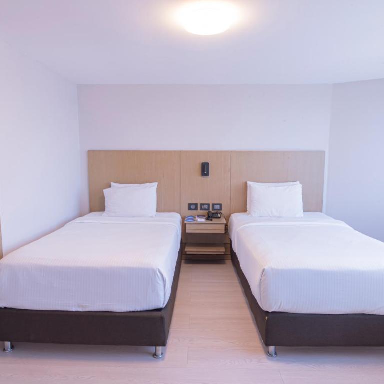Hotel Dann Cali - Habitación Cuádruple Estándar - 7