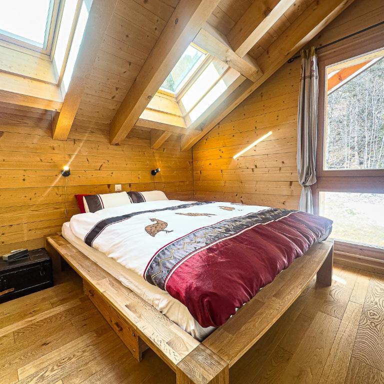 Chalet Boder - Vue MontBlanc - Cheminée - Three-Bedroom Chalet - 4