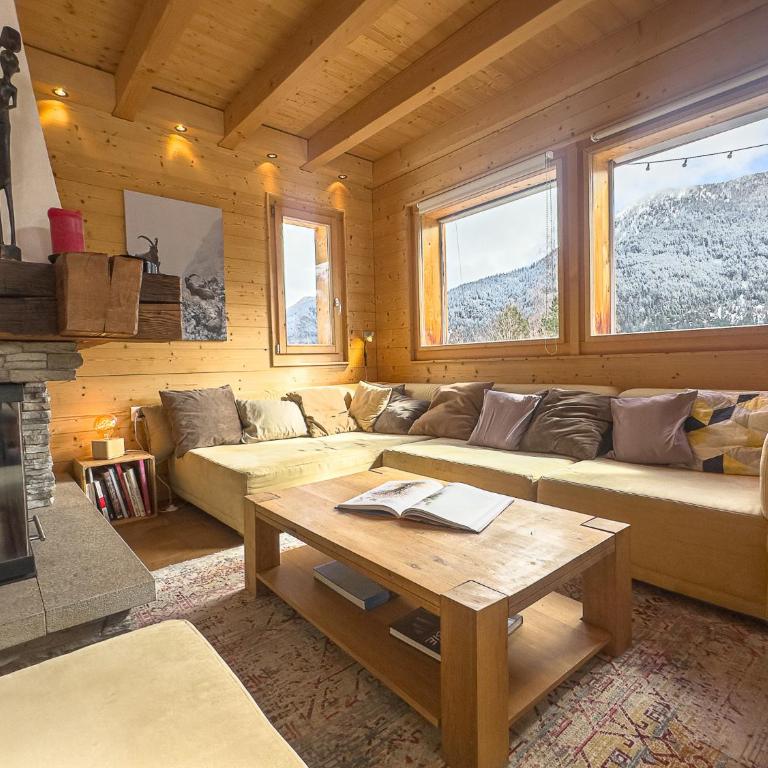 Chalet Boder - Vue MontBlanc - Cheminée - Three-Bedroom Chalet - 6