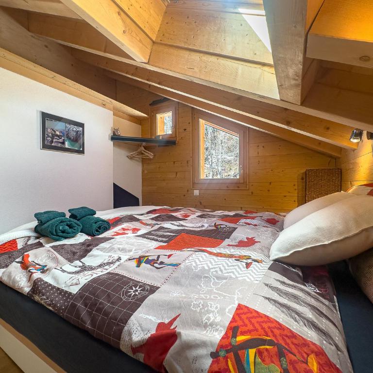 Chalet Boder - Vue MontBlanc - Cheminée - Three-Bedroom Chalet - 27