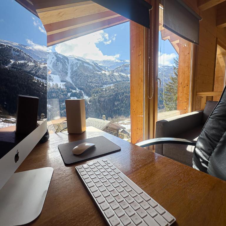 Chalet Boder - Vue MontBlanc - Cheminée - Three-Bedroom Chalet - 33