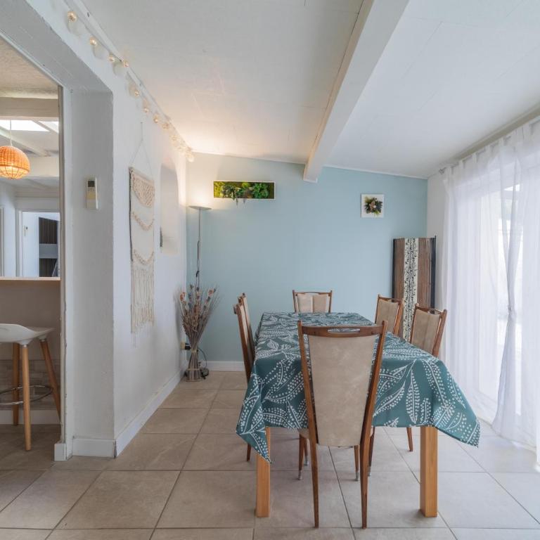 Maison 8 PERS - Plage 8min - Parc Expo- Arena-Centre ville - Maison 3 Chambres - 12
