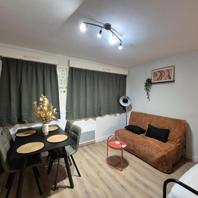 Quai 86 - Gare, parking privatif, Netflix, Fibre - Appartement 1 Chambre - 2