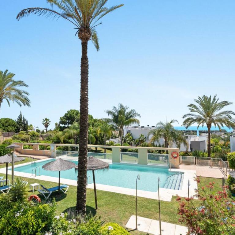 Sea View Penthouse with 2 Pools and Beach Nearby - Apartamento - 3
