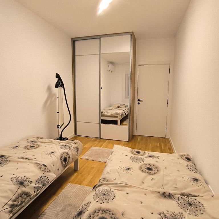 Apartment Prestige - Two-Bedroom Apartment - 4