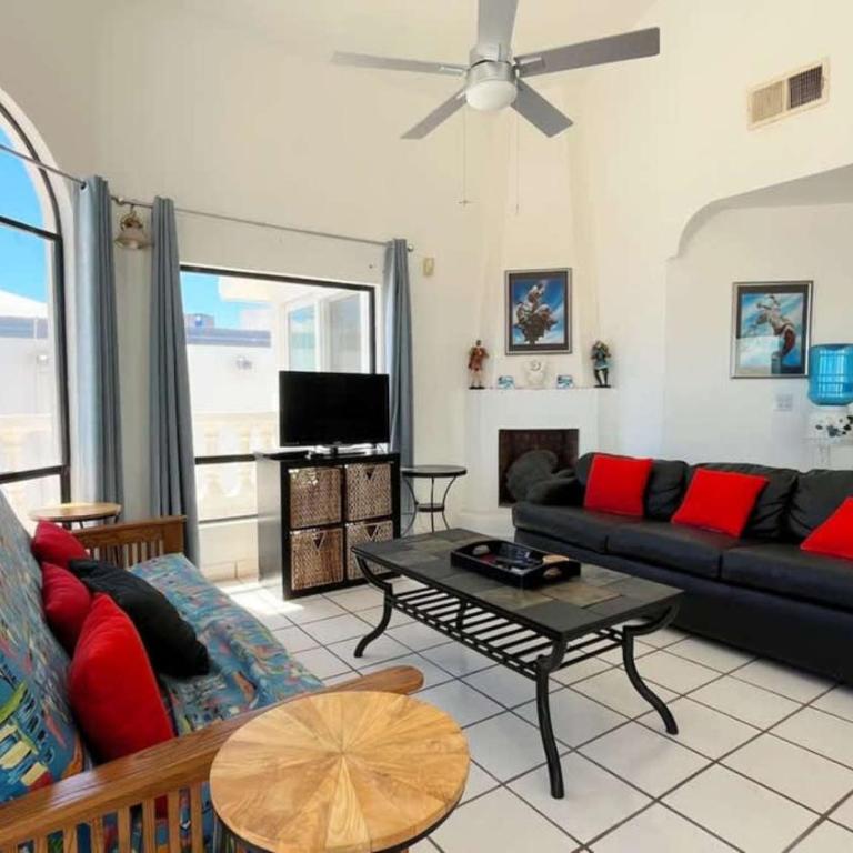 Serene oceanview home Vista del Mar - Apartment - 11