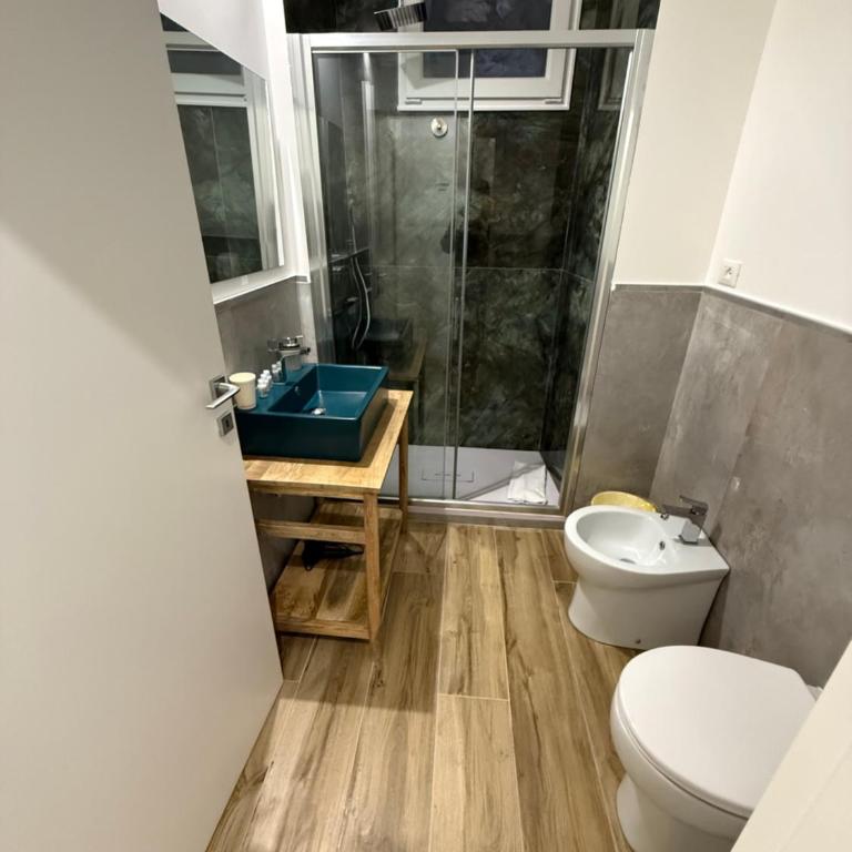 Sixtyfour Guest House - Free Parking - Camera Matrimoniale con Bagno Privato - 4