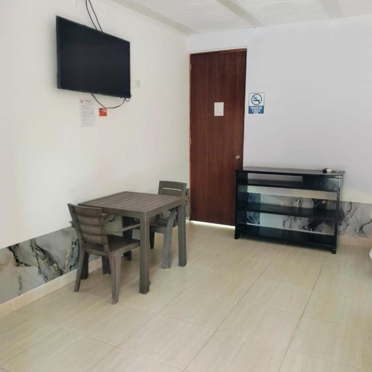 Hotel Inversiones Napoles - Habitación Triple - 3