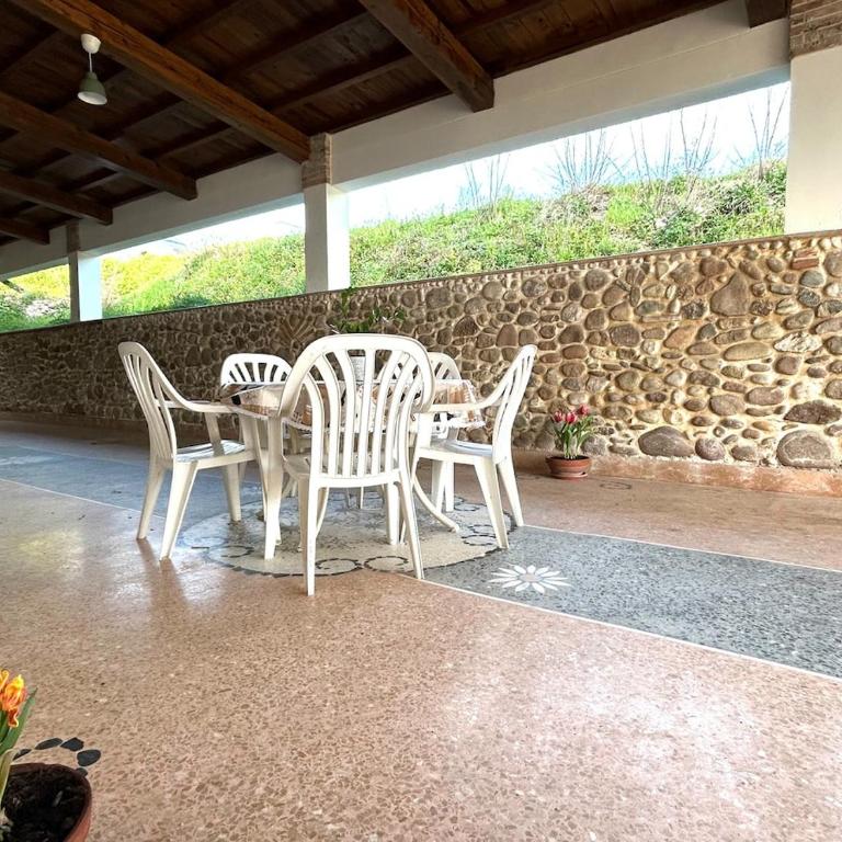 Casa Primavera Il portico - Appartamento con 2 Camere da Letto - 2
