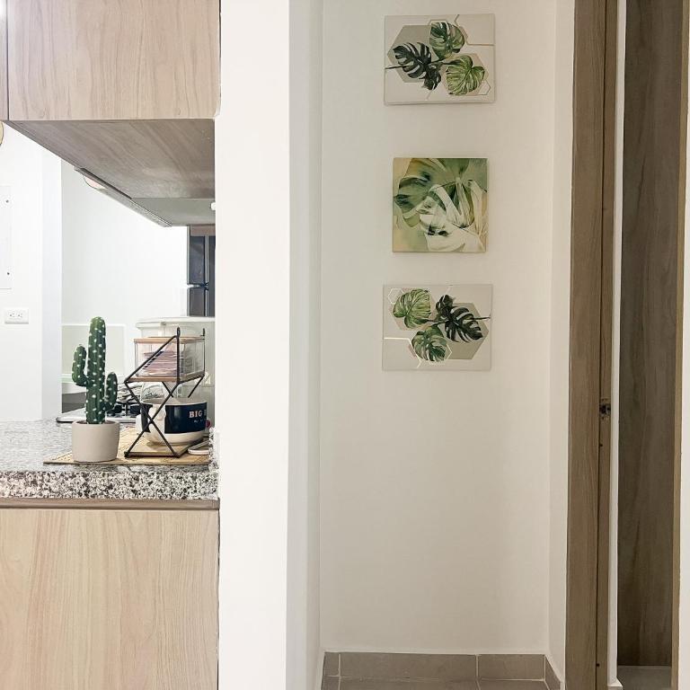 Comodo 2 cuartos AC y piscina - Two-Bedroom Apartment - 17