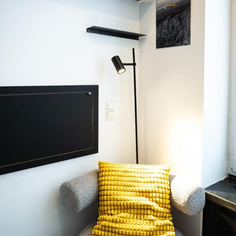 Microloft City Innsbruck - Apartment mit 1 Schlafzimmer - 10