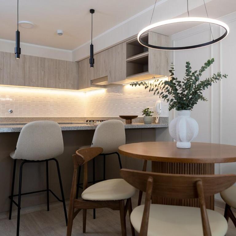 Modern 2BR in Miraflores, Pool, Walk to Larcomar - Apartamento de 2 dormitorios - 50