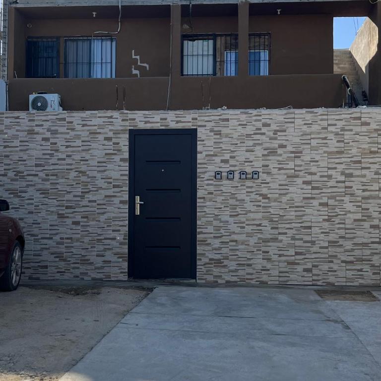 Comfortable private stay, close to downtown - One-Bedroom Apartment - 2
