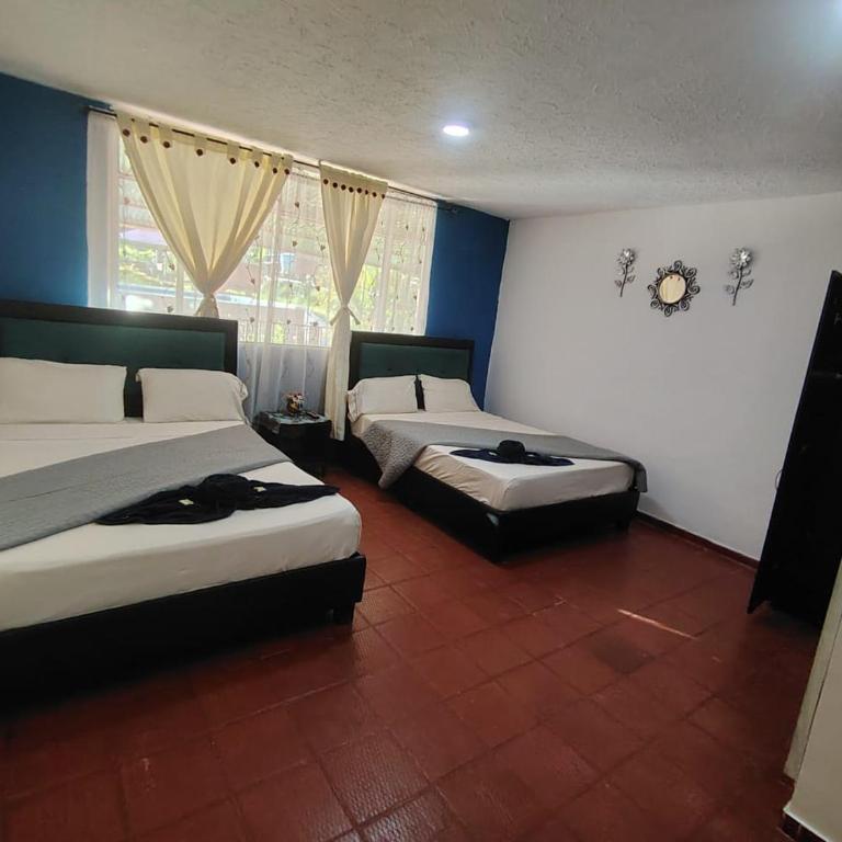 Hotel Campestre La Fuente - Piscina - Standard Quadruple Room - 2