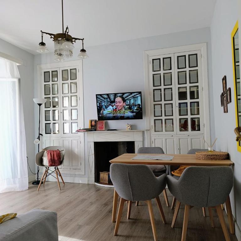 Apartamento Casa Inés Granada - Three-Bedroom Standard Apartment - 4