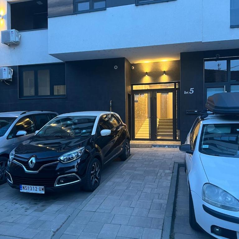 Apartment in Novi Sad with Balcony and Free Street Parking - Apartman sa 1 Spavaćom Sobom - 11