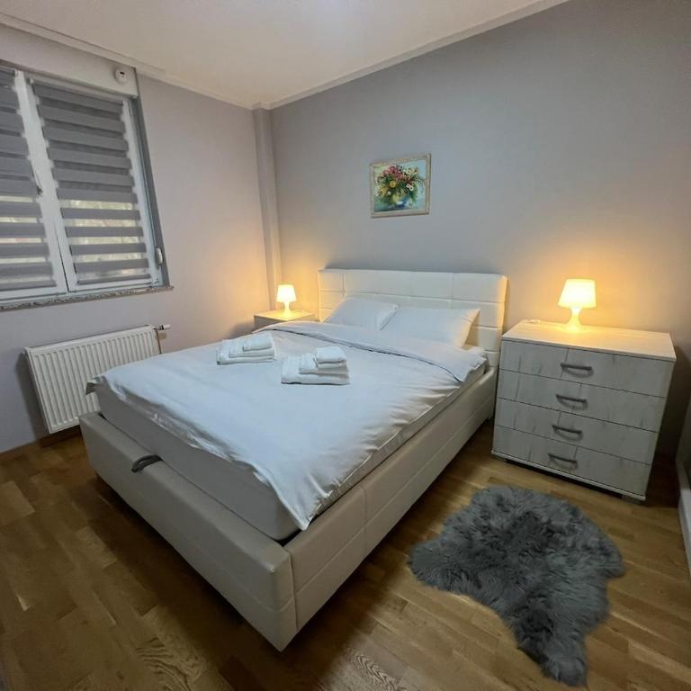 Apartment in Novi Sad with Balcony and Free Street Parking - Apartman sa 1 Spavaćom Sobom - 18