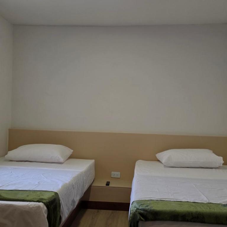 ABC-53 Housing - Twin Room with Private Bathroom - 4