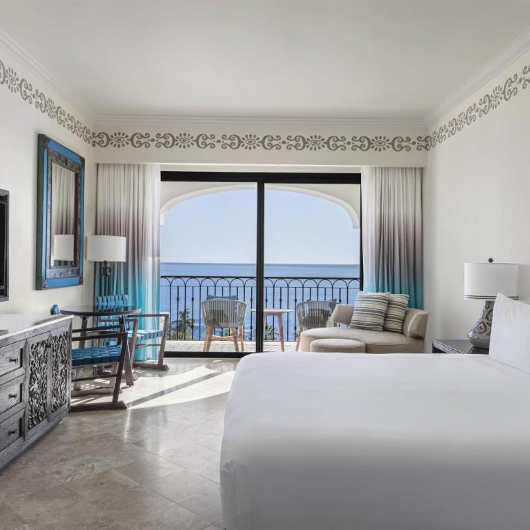 Hilton Los Cabos - Premier King Suite with Ocean View - 4