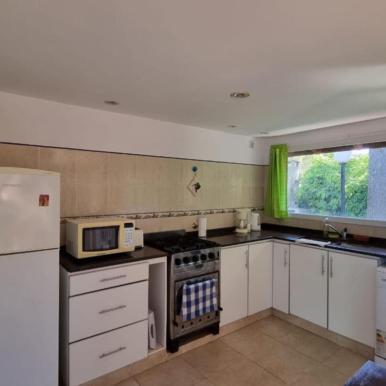Los Tilos Remanso Ostende - Two-Bedroom House - 12
