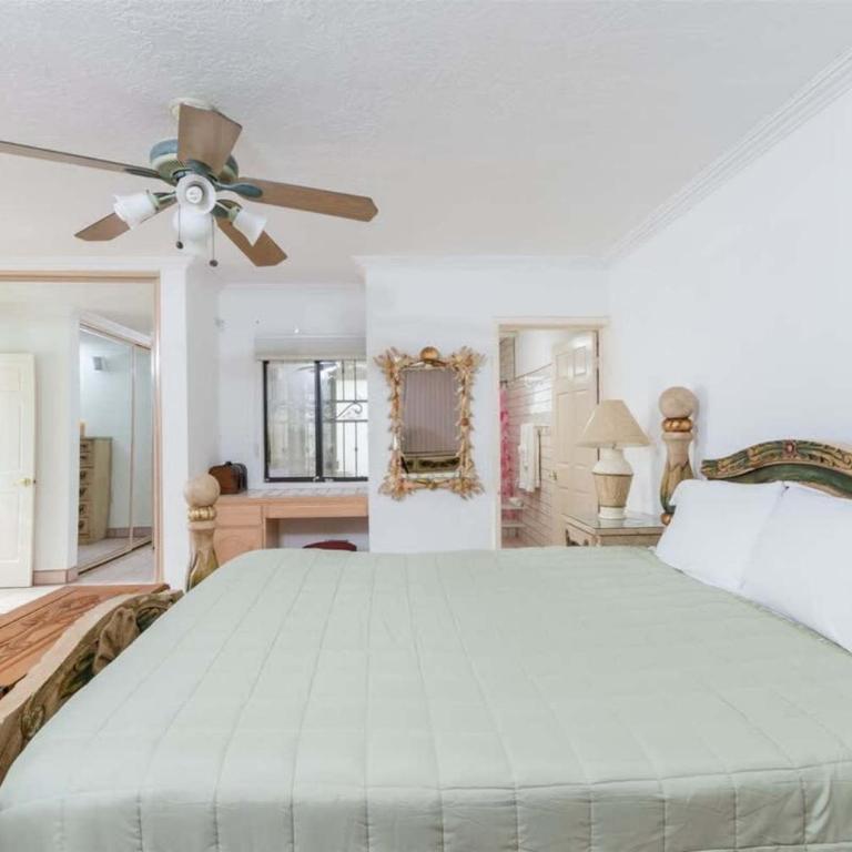 Comfortable Beachfront Condo Las Olas II 1 - Apartamento - 6