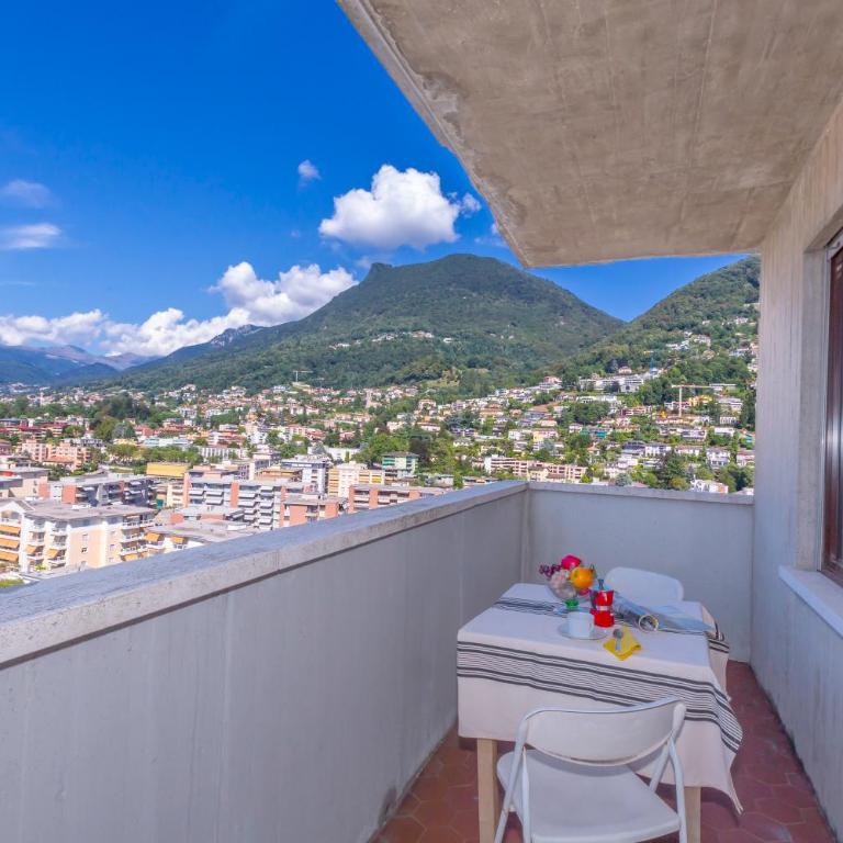 Casa Taddei with Terrace View & Parking - Happy Rentals - Appartamento con Balcone - 2