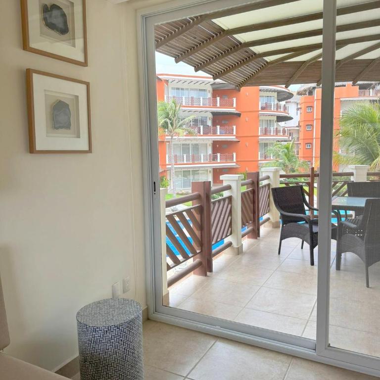 Beachfront in a peaceful Resort 8mi from Puerto Escondido - Apartamento de 1 dormitorio con balcón y vistas al agua - 2