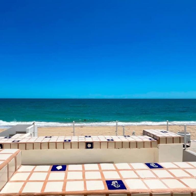 Cozy & Colorful Beachfront Condo Las Olas II 4 - Apartamento - 13