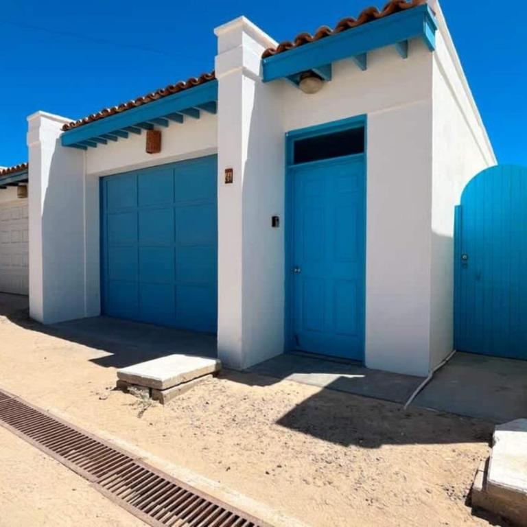 Cozy & Colorful Beachfront Condo Las Olas II 4 - Apartamento - 25