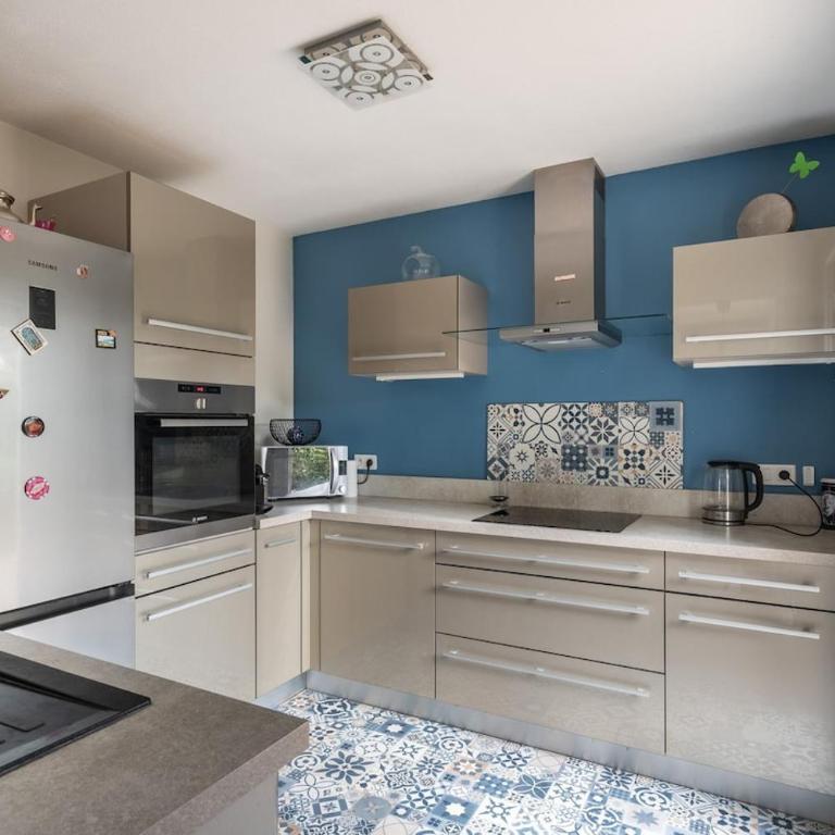 Appartement Cosy - RDJ- 2 Chambres - Parking Privée - Appartement 2 Chambres - 4