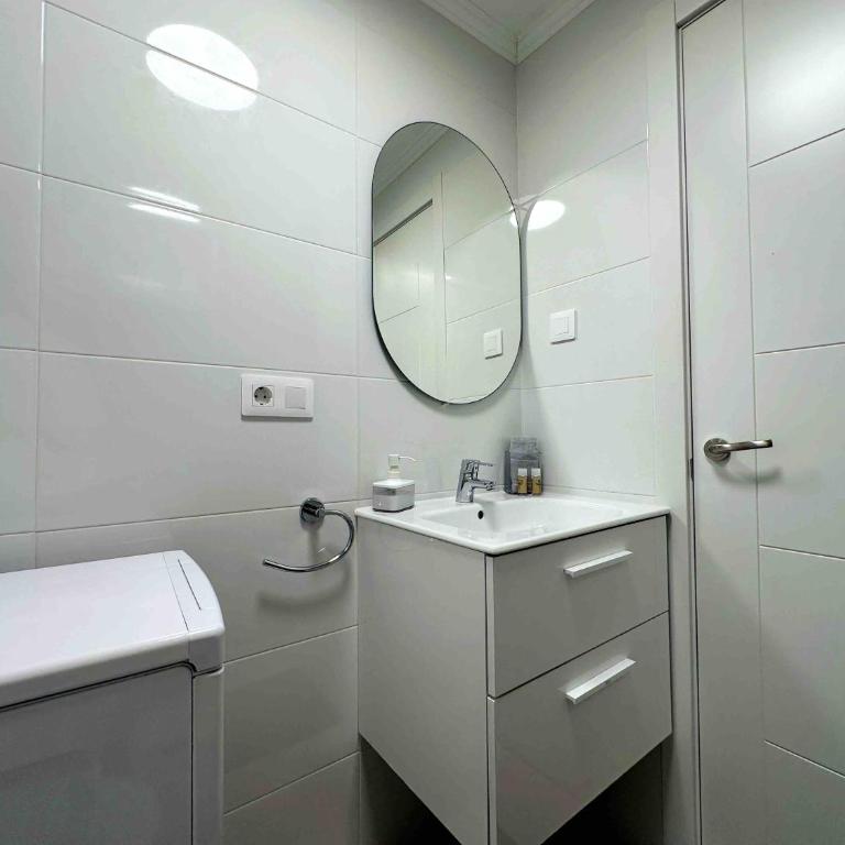 Sunny Central near Yumbo and Dunes - One-Bedroom Apartment - 46