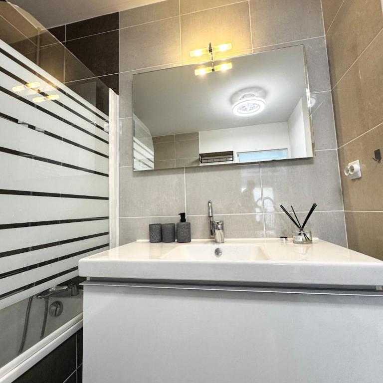 #Sète Hyper-Center Terrace Private Parking - Apartamento de 2 dormitorios - 23