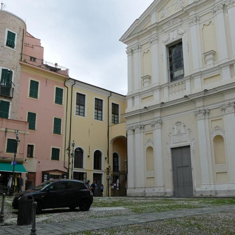san remo apartment center - Two-Bedroom Apartment - 10