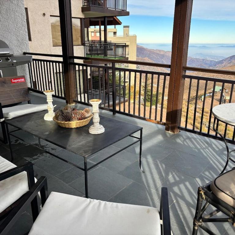 Bright ski in out in La Parva - One-Bedroom Apartment - 20