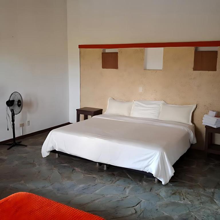 finca hotel palmas frente a panaca - Superior Quadruple Room - 3