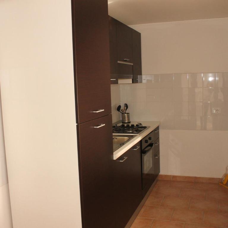 B&B La Torretta Chiaia - Suite Familiare con Balcone - 25