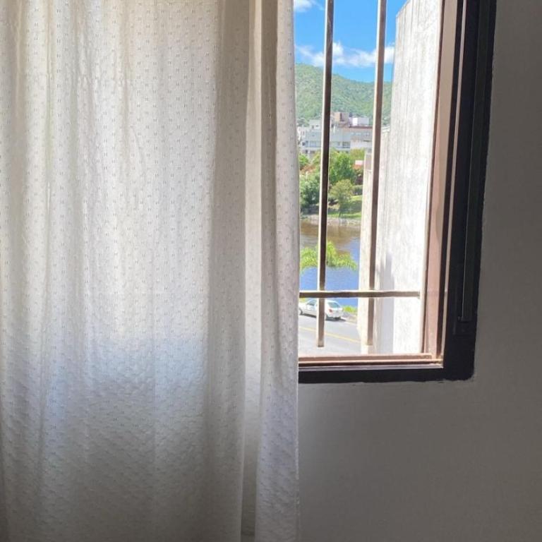 Departamento zona céntrica Villa Carlos Paz - Apartamento de 2 dormitorios - 5