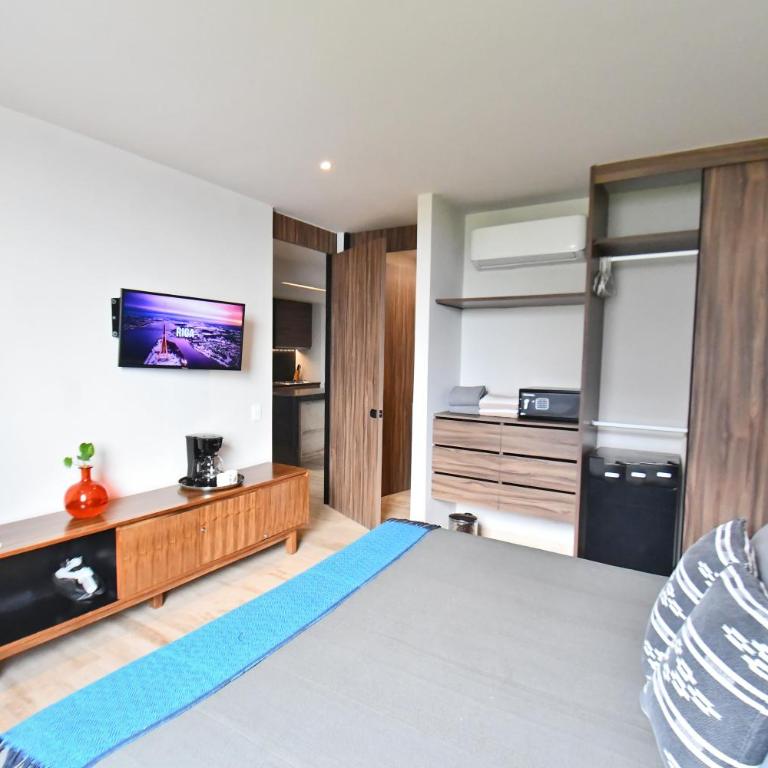 Kaab South Beach by The Spot Rentals - Two-Bedroom Apartment with Balcony - 8