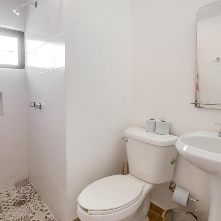 Valentina Suites by Las Flores Vacation Rentals - Apartment with Balcony - 14