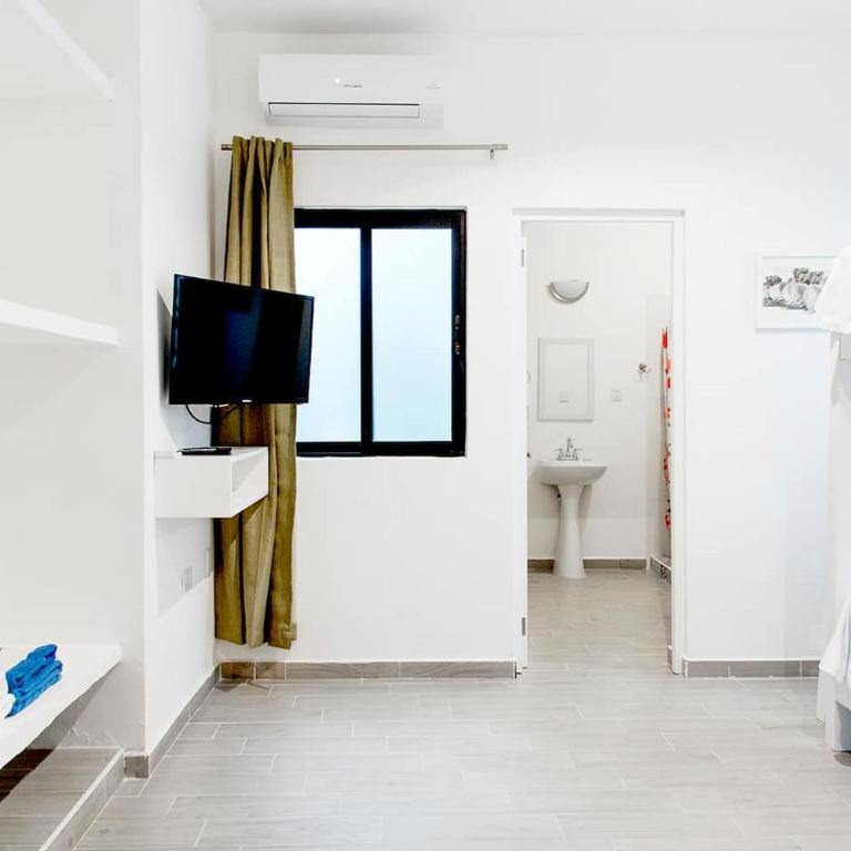 Valentina Suites by Las Flores Vacation Rentals - Two-Bedroom Apartment - 20