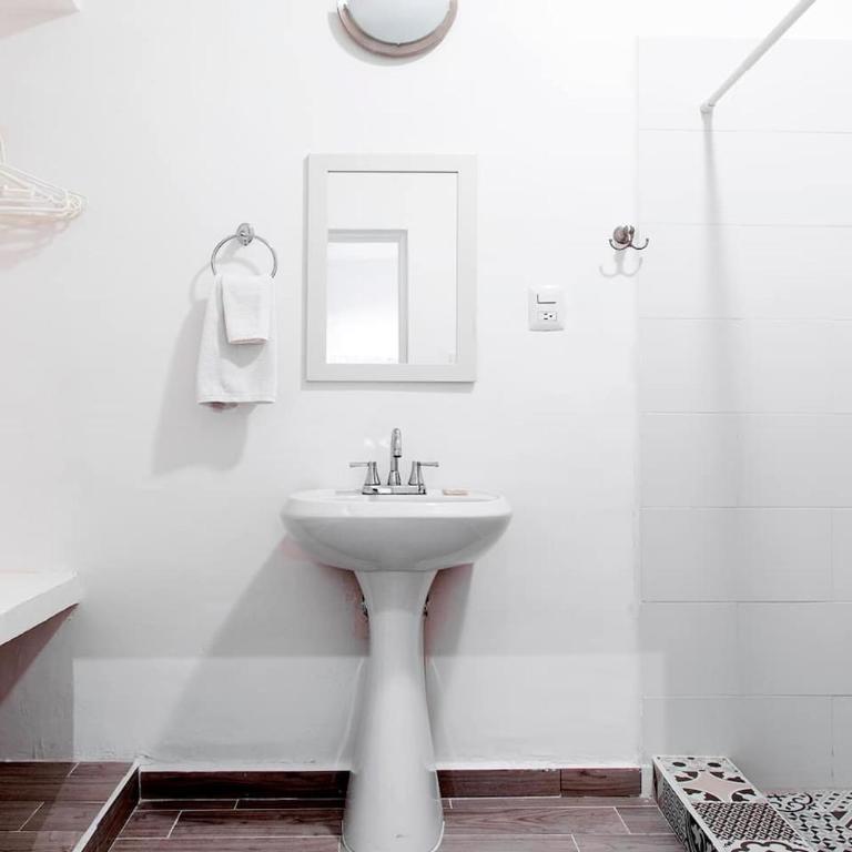 Valentina Suites by Las Flores Vacation Rentals - Two-Bedroom Apartment - 16