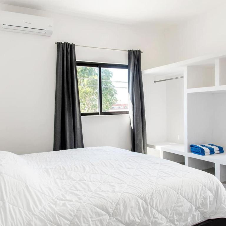 Valentina Suites by Las Flores Vacation Rentals - Two-Bedroom Apartment - 14