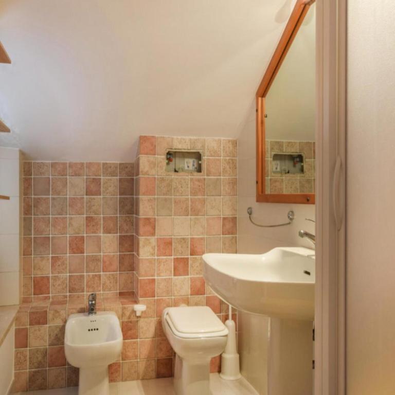 Seafront stay in Alcamo - Three-Bedroom Apartment - 11
