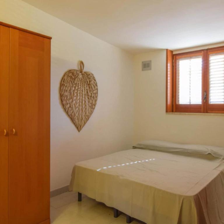 Seafront stay in Alcamo - Three-Bedroom Apartment - 4