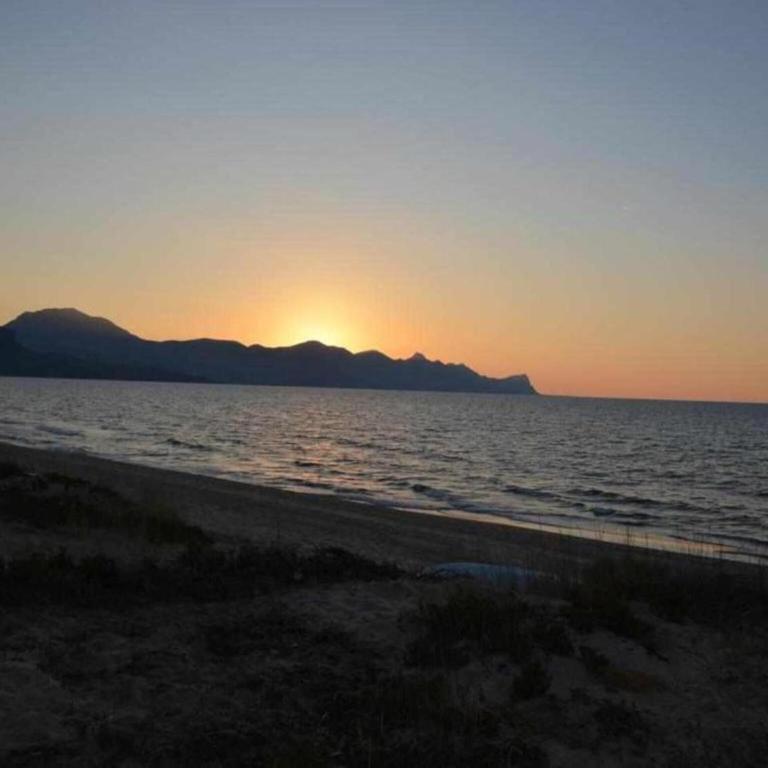 Seafront stay in Alcamo - Three-Bedroom Apartment - 21